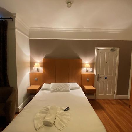 Buckingham Hotel 하이위컴 외부 사진